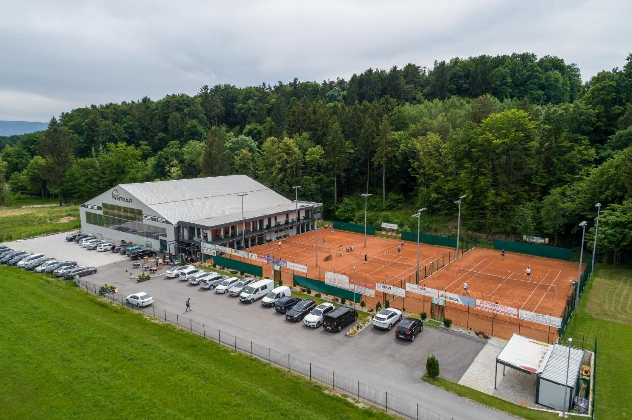 Center Vintgar Hotell Slovenska Bistrica Exteriör bild