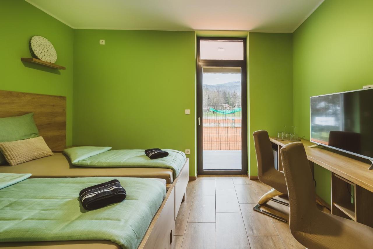Center Vintgar Hotell Slovenska Bistrica Exteriör bild