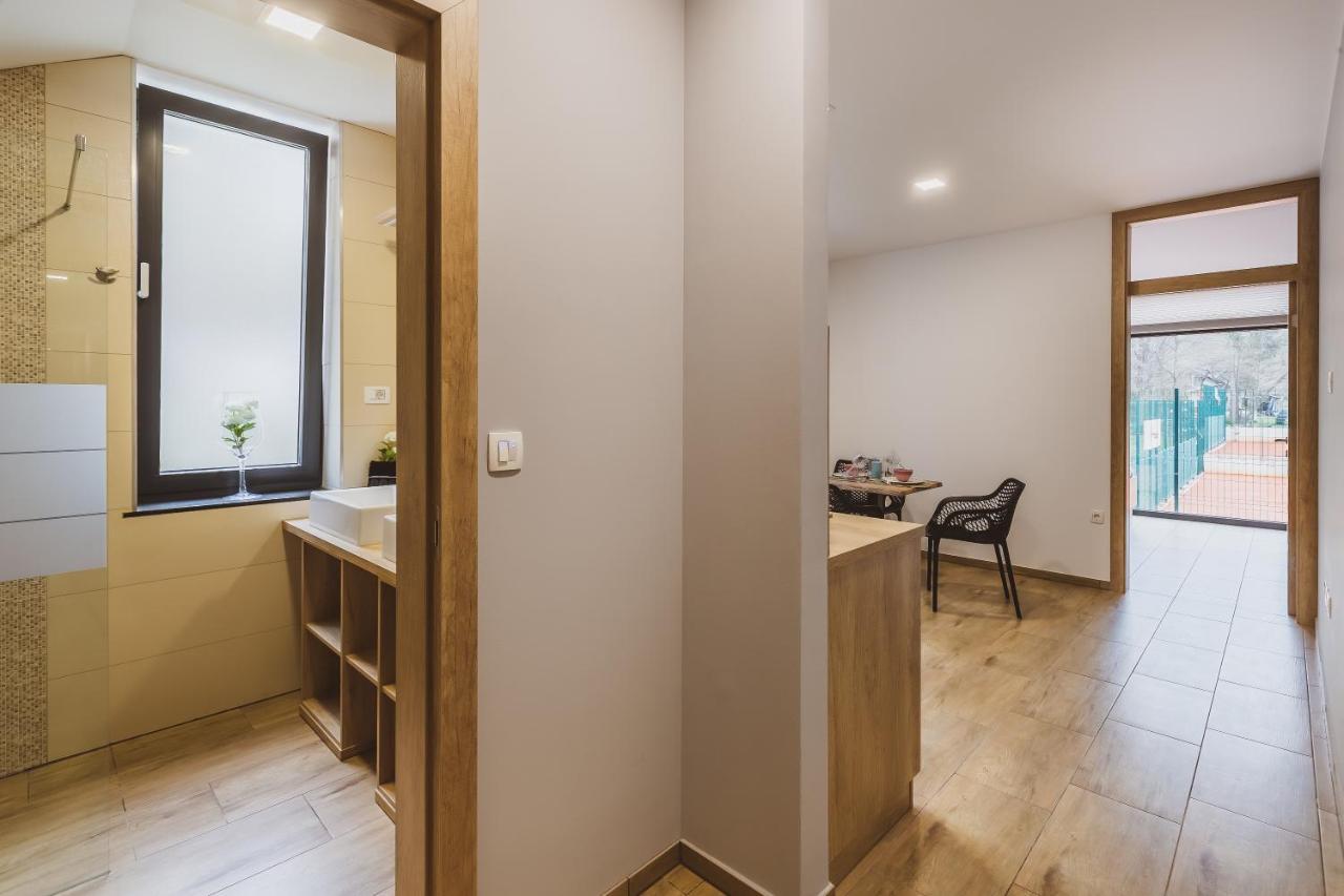 Center Vintgar Hotell Slovenska Bistrica Exteriör bild